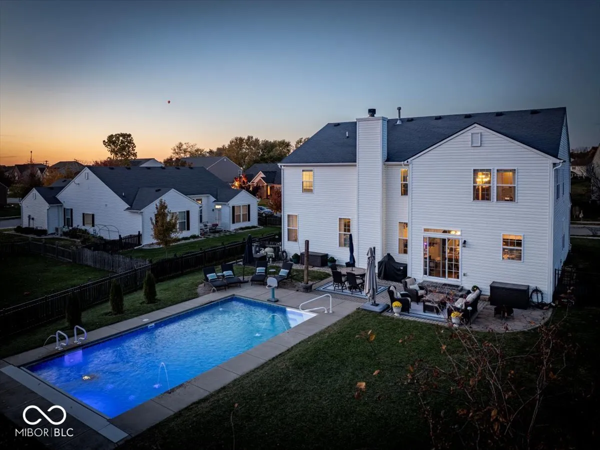 Fishers, Indiana 46038, United States, 4 Bedrooms Bedrooms, ,3 BathroomsBathrooms,Residential,Pending,247190