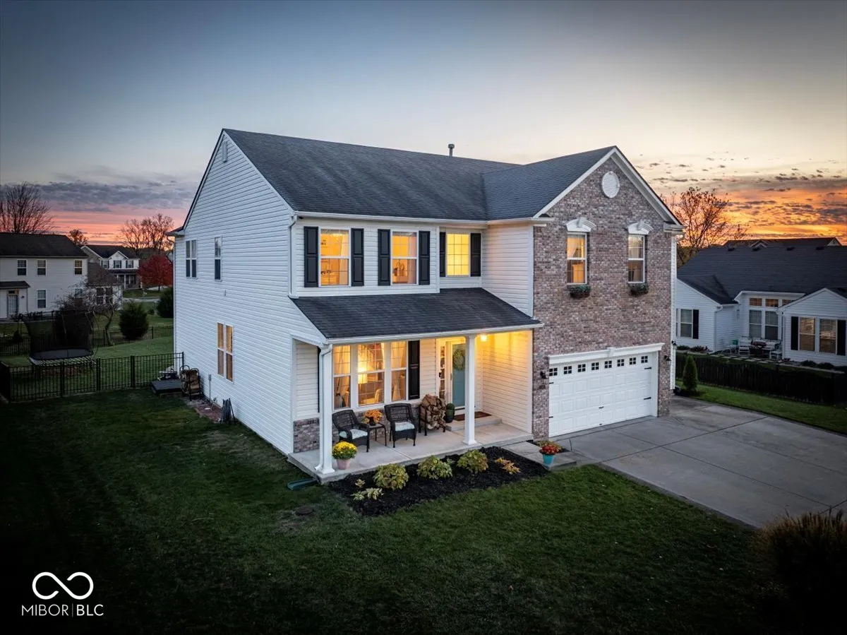 Fishers, Indiana 46038, United States, 4 Bedrooms Bedrooms, ,3 BathroomsBathrooms,Residential,Pending,247190