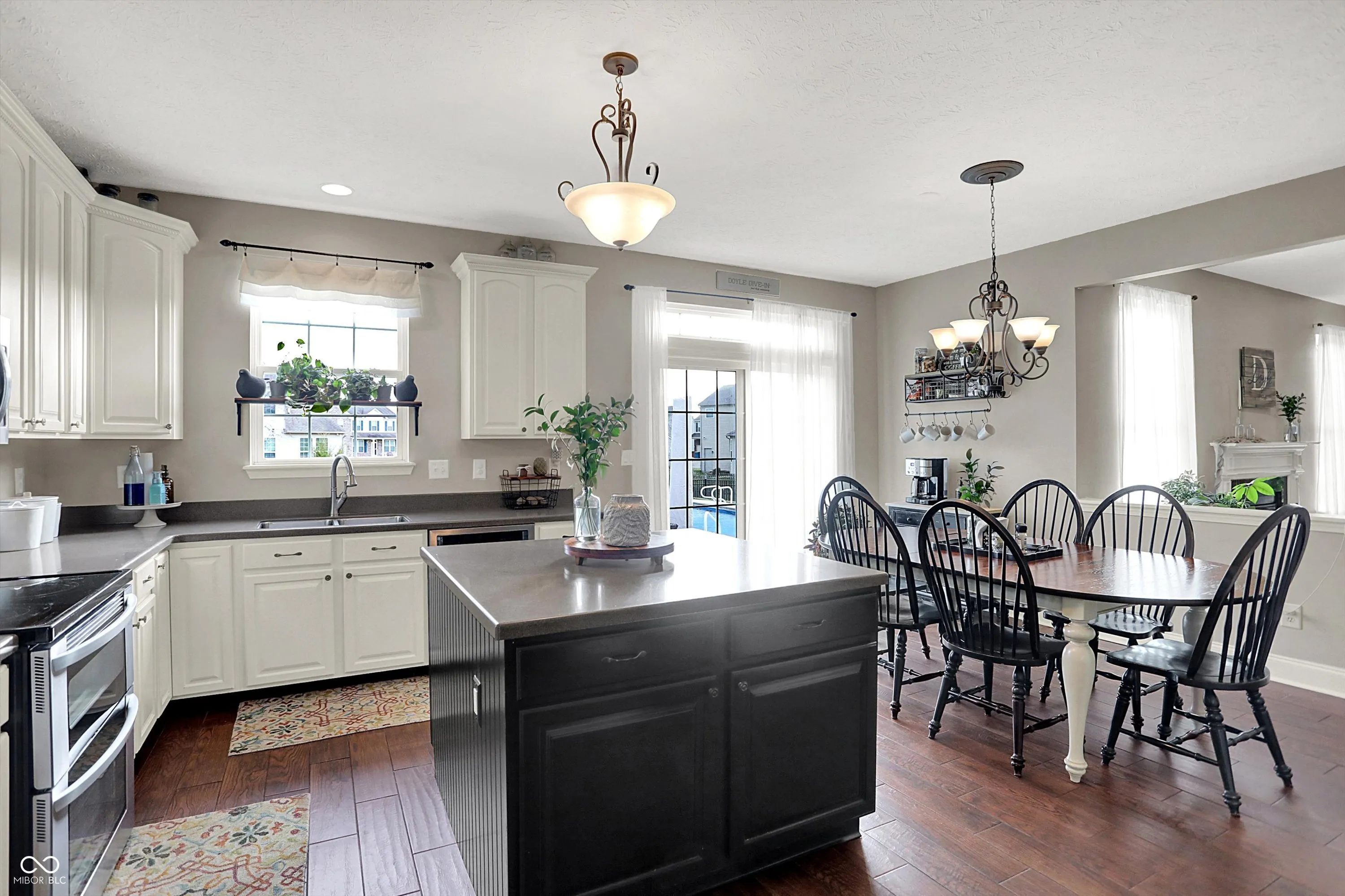 Fishers, Indiana 46038, United States, 4 Bedrooms Bedrooms, ,3 BathroomsBathrooms,Residential,Pending,247190