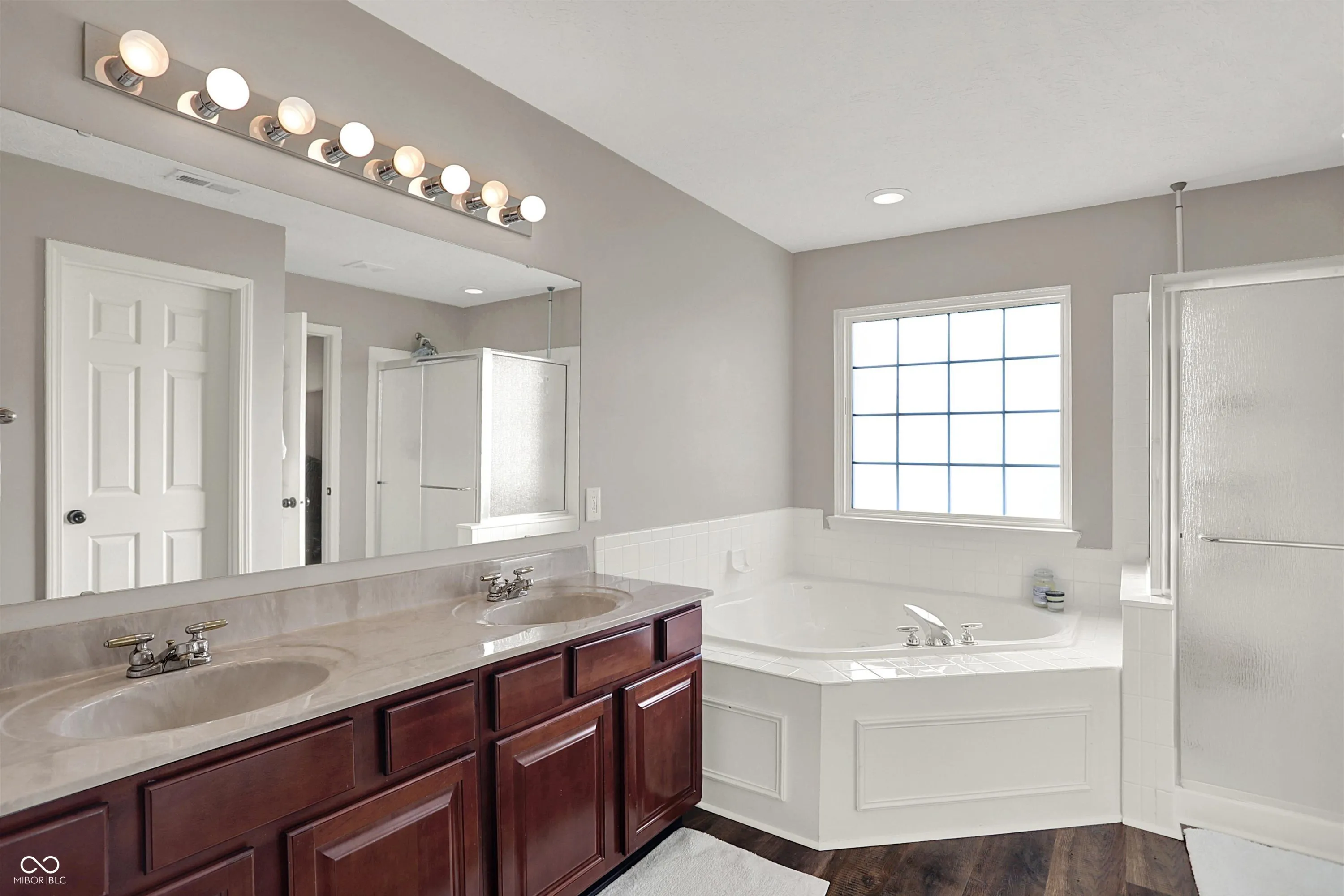 Fishers, Indiana 46038, United States, 4 Bedrooms Bedrooms, ,3 BathroomsBathrooms,Residential,Pending,247190