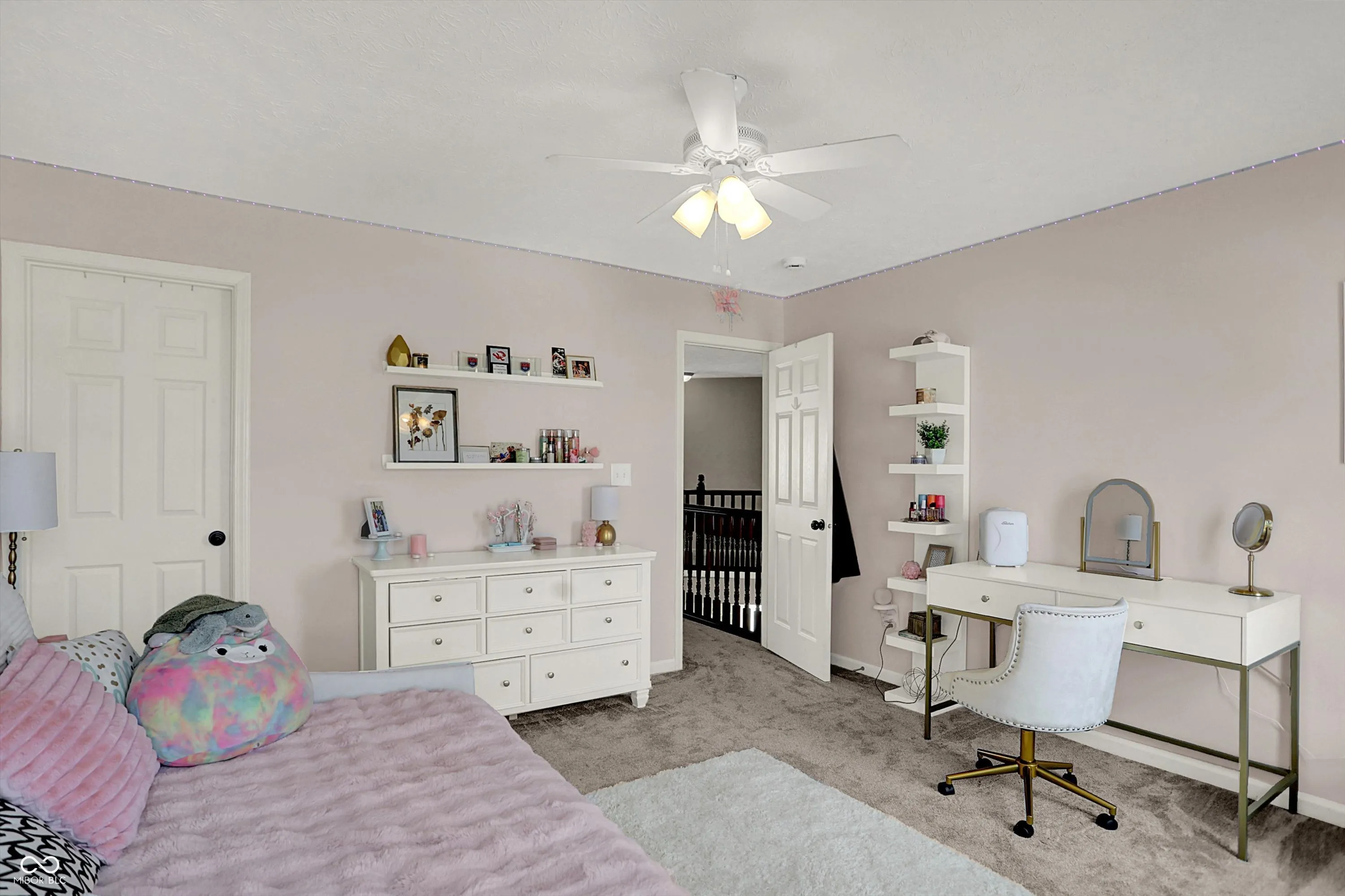 Fishers, Indiana 46038, United States, 4 Bedrooms Bedrooms, ,3 BathroomsBathrooms,Residential,Pending,247190