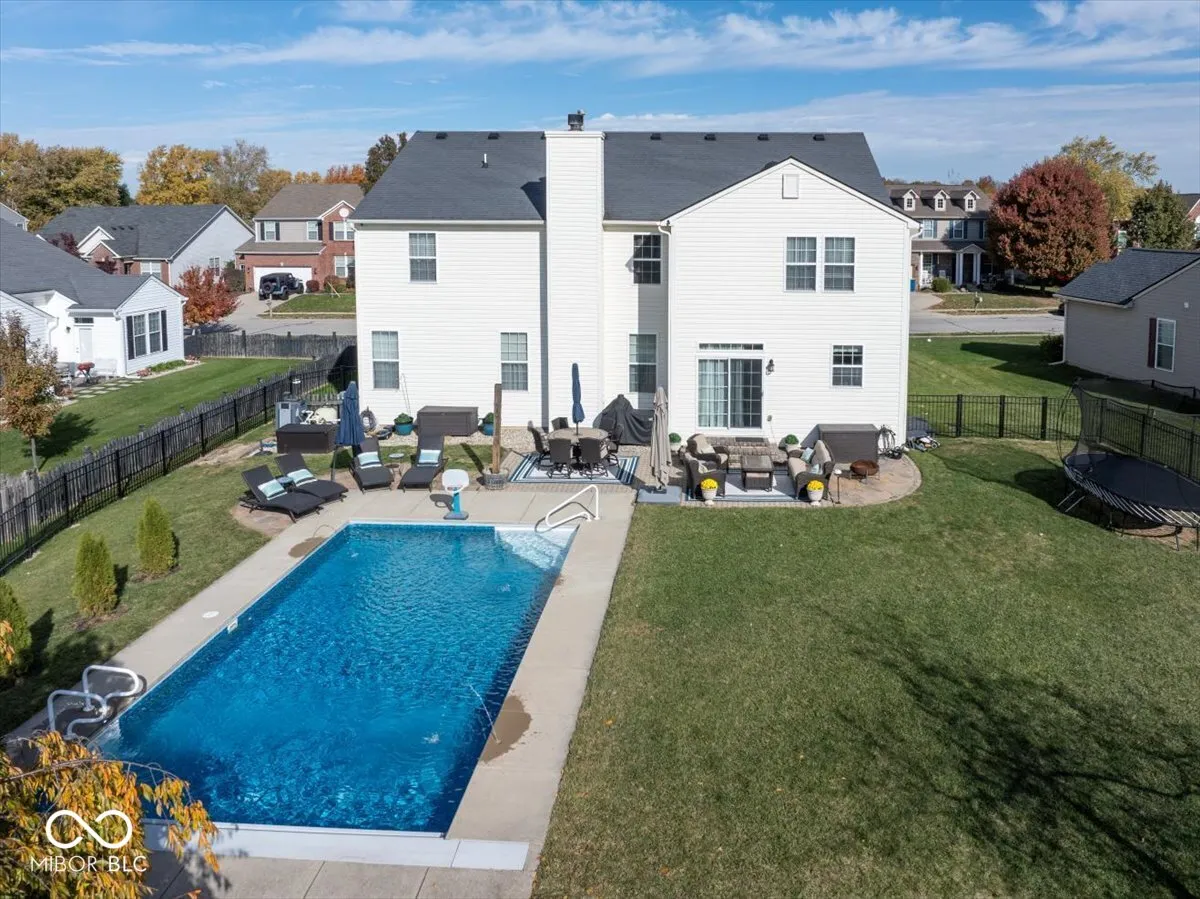 Fishers, Indiana 46038, United States, 4 Bedrooms Bedrooms, ,3 BathroomsBathrooms,Residential,Pending,247190