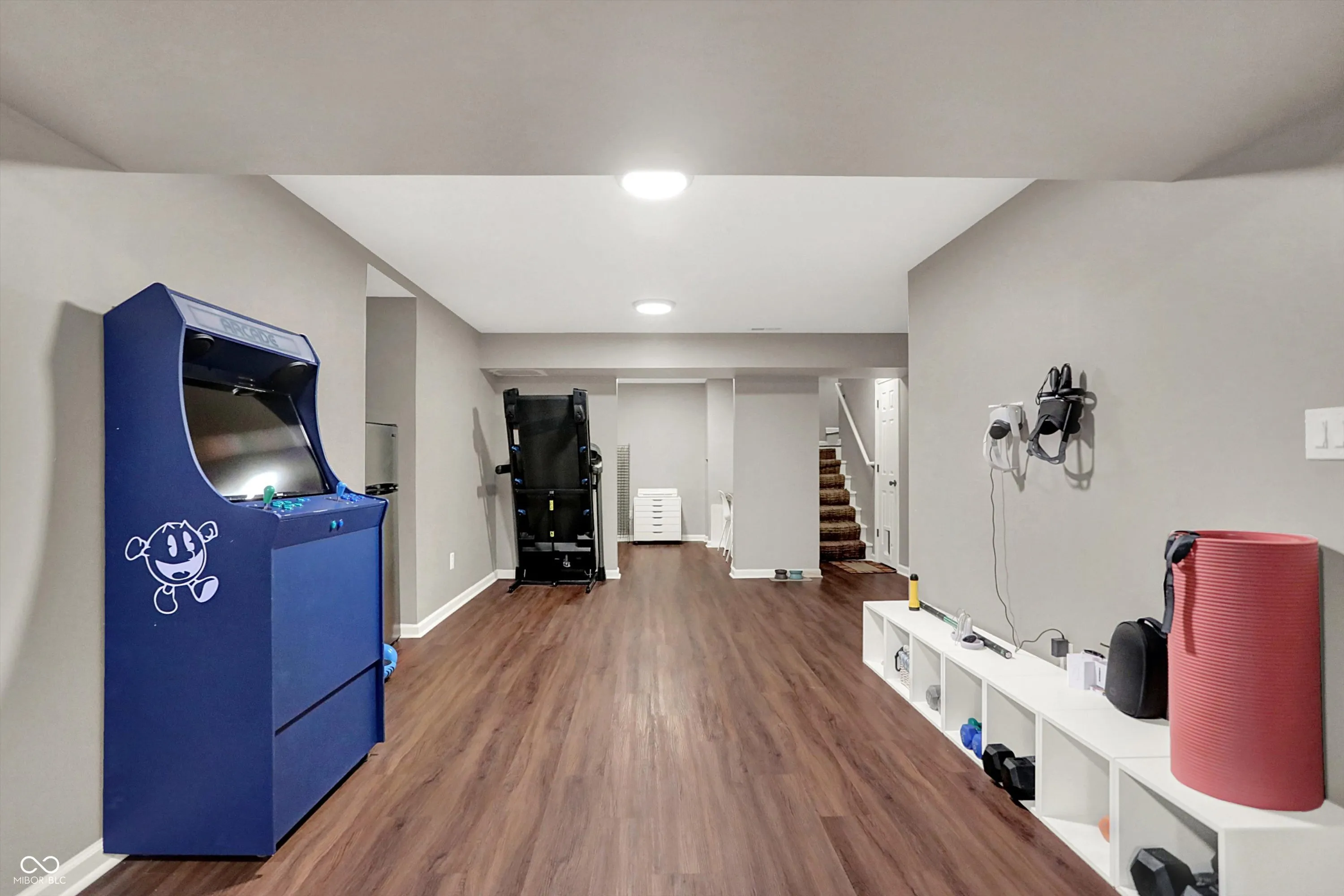 Fishers, Indiana 46038, United States, 4 Bedrooms Bedrooms, ,3 BathroomsBathrooms,Residential,Pending,247190