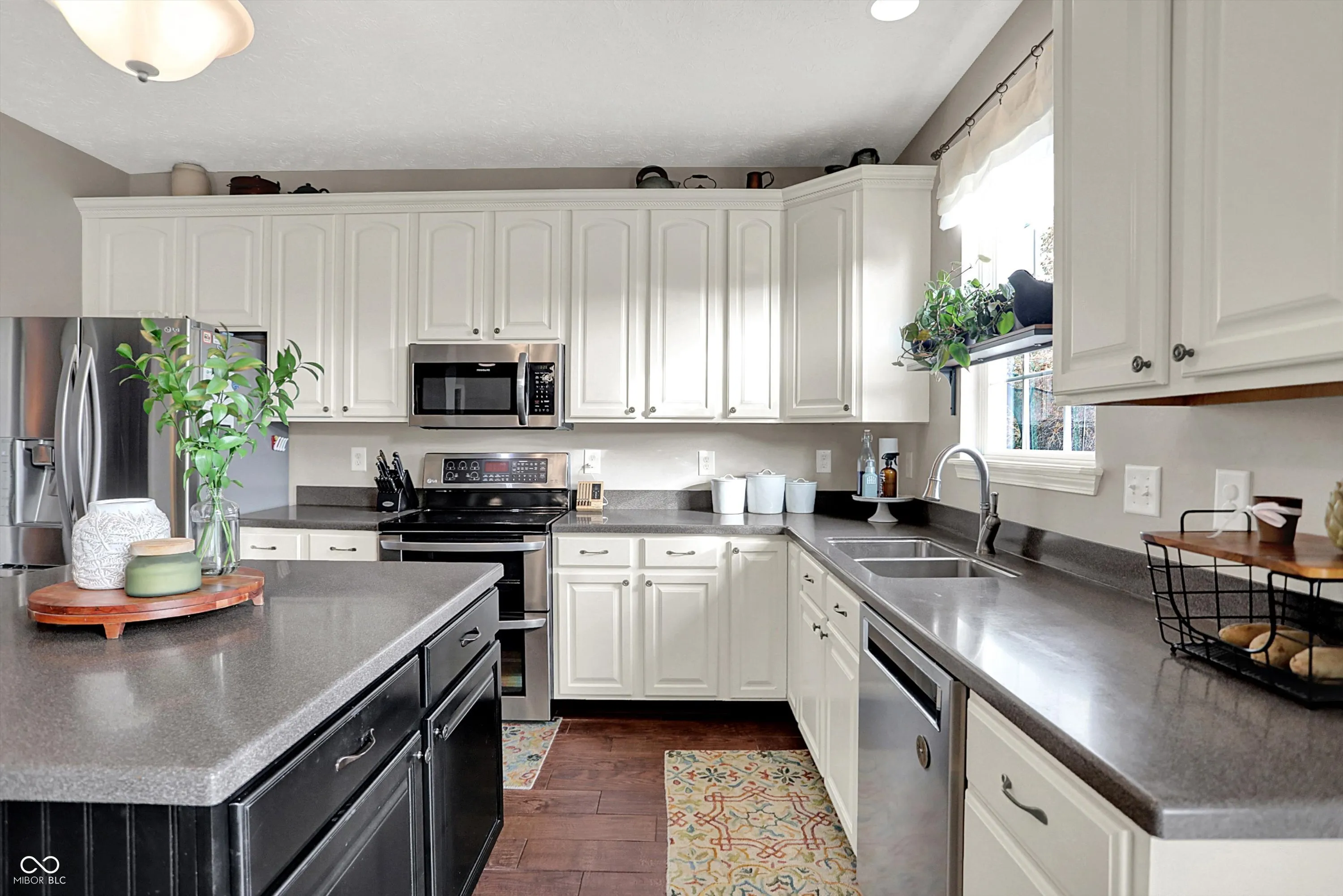 Fishers, Indiana 46038, United States, 4 Bedrooms Bedrooms, ,3 BathroomsBathrooms,Residential,Pending,247190