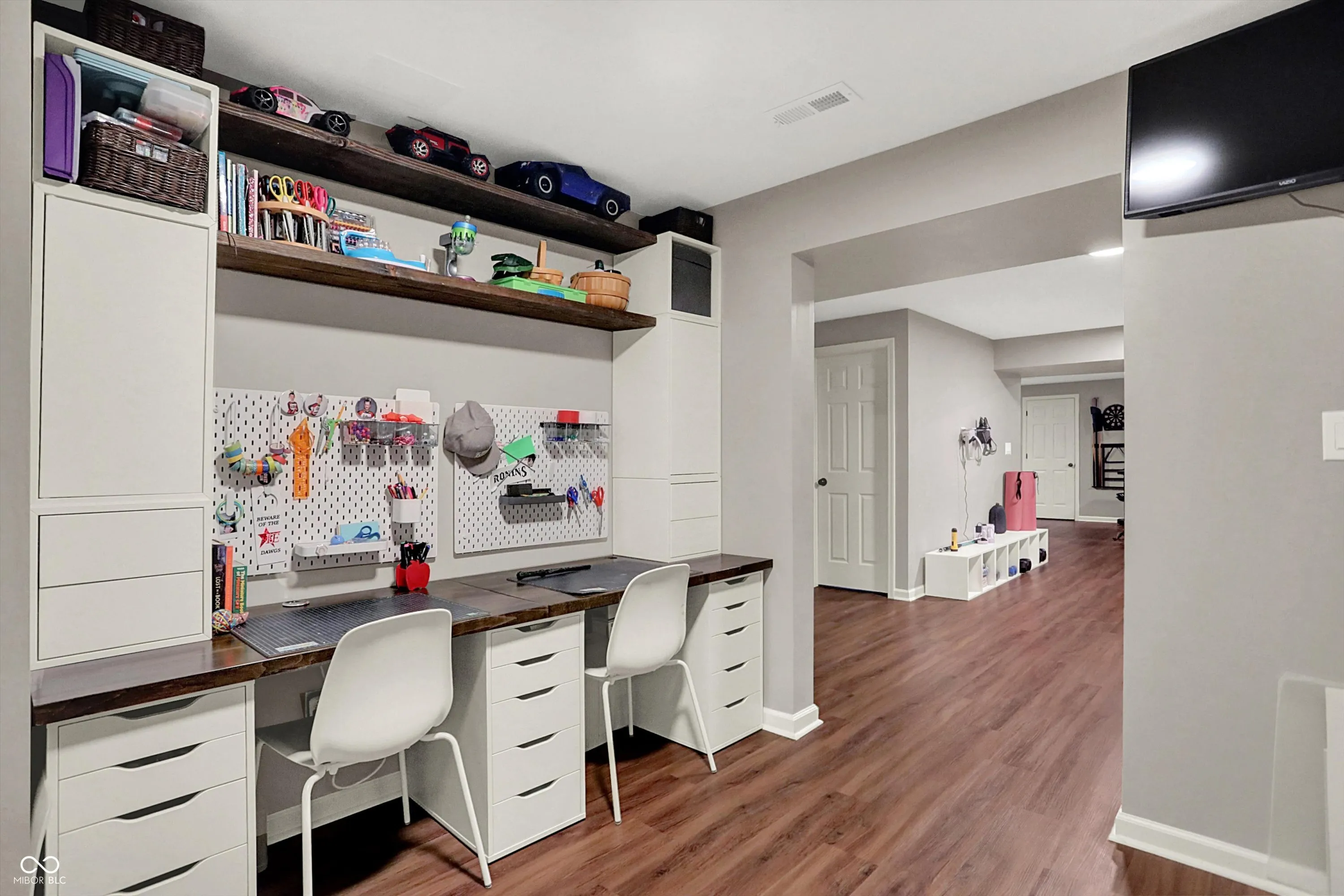 Fishers, Indiana 46038, United States, 4 Bedrooms Bedrooms, ,3 BathroomsBathrooms,Residential,Pending,247190