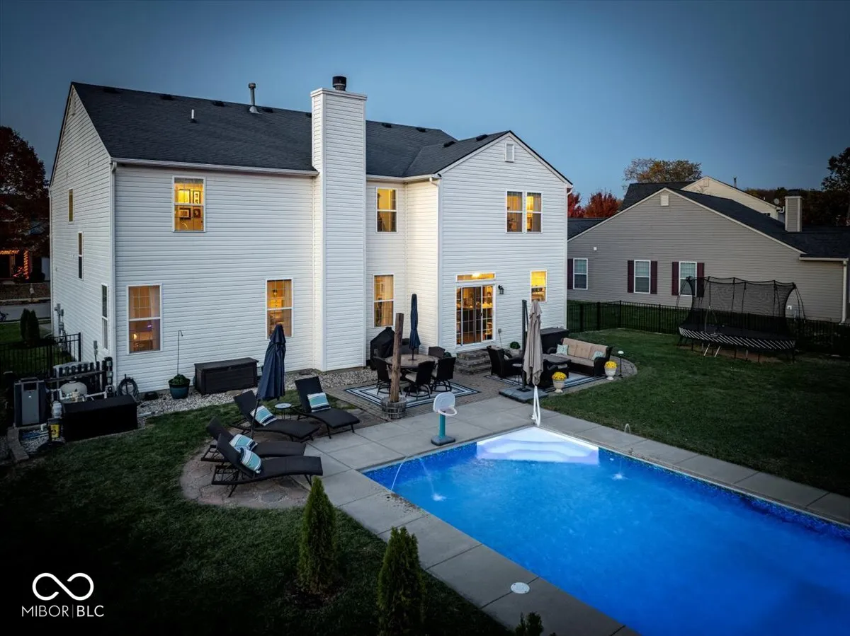 Fishers, Indiana 46038, United States, 4 Bedrooms Bedrooms, ,3 BathroomsBathrooms,Residential,Pending,247190