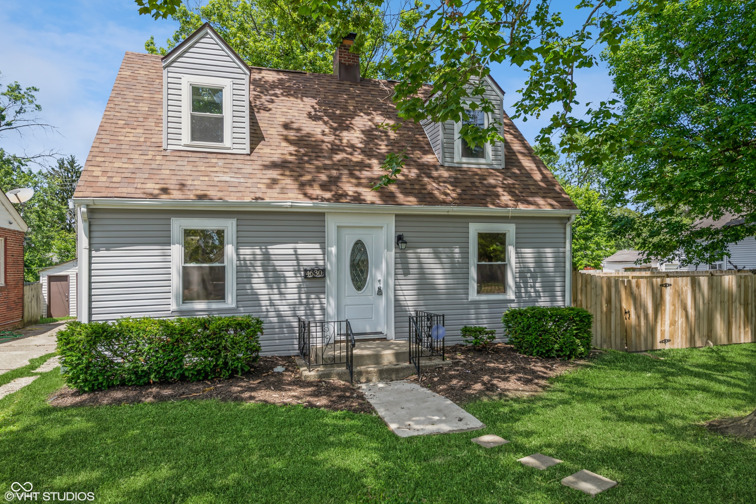View Indianapolis, IN 46201 house