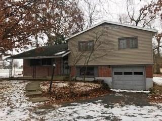 Photo 1 of 12 — 1412 N Jefferson Street, Hartford City, IN 47348