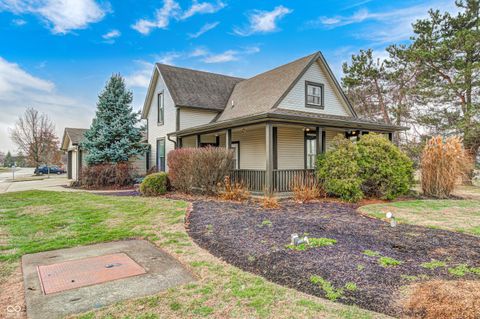 Photo of 2051 Woodberry Drive, Danville, IN 46122 (MLS # 22076507)