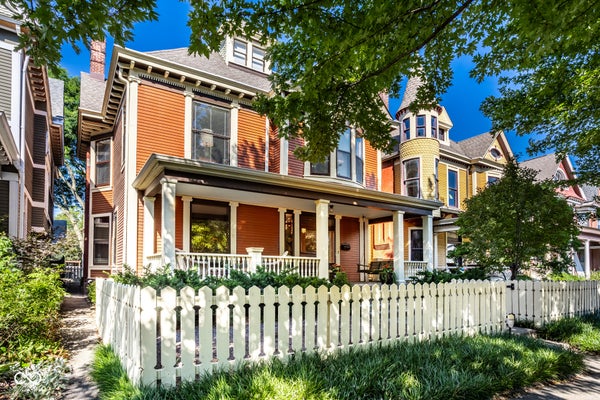 1928 N DELAWARE ST, INDIANAPOLIS, IN 46202 - Image 476a4587b5ed92dbad3dce0e00b96ddd/1296475759