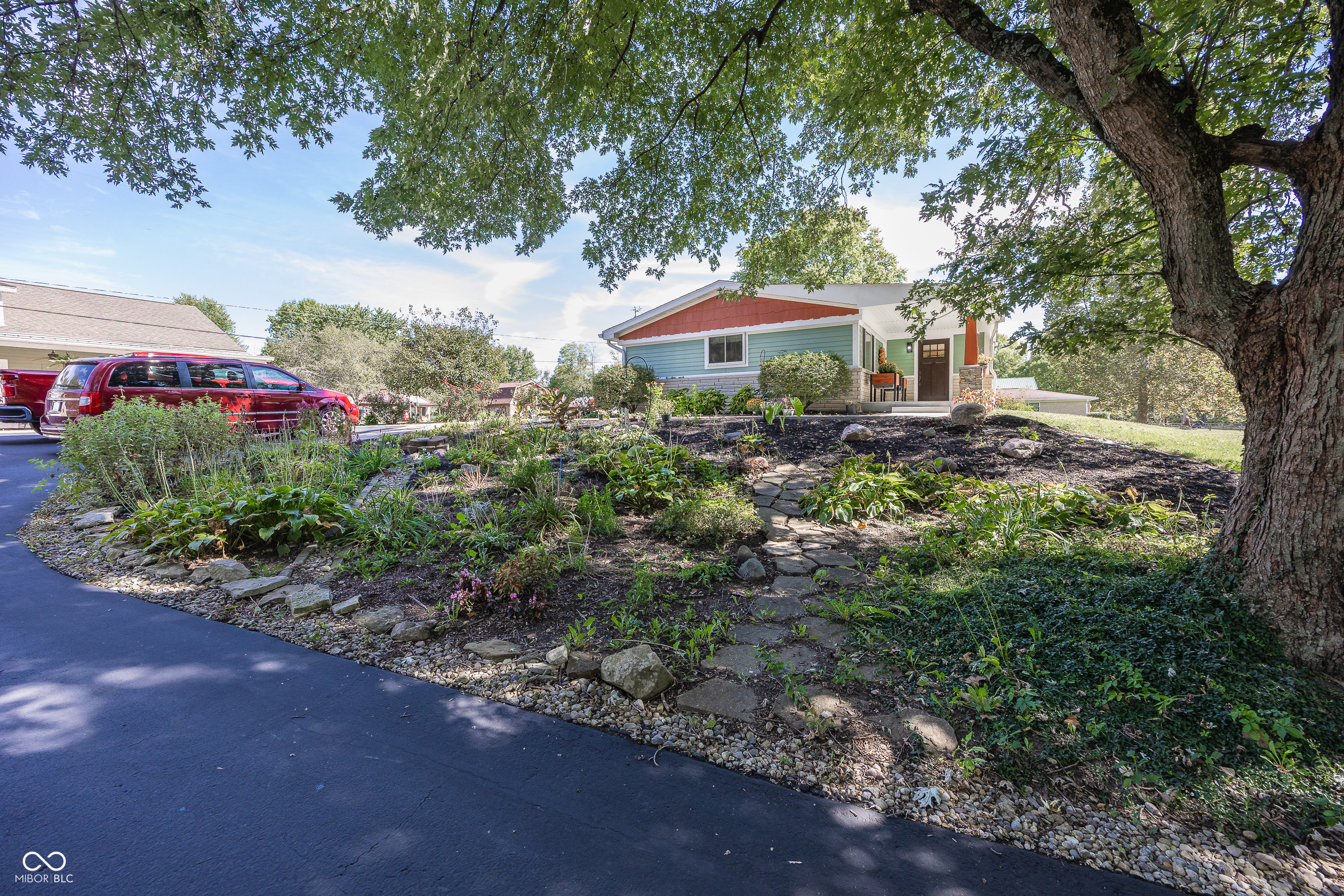4650 E Shady Lane