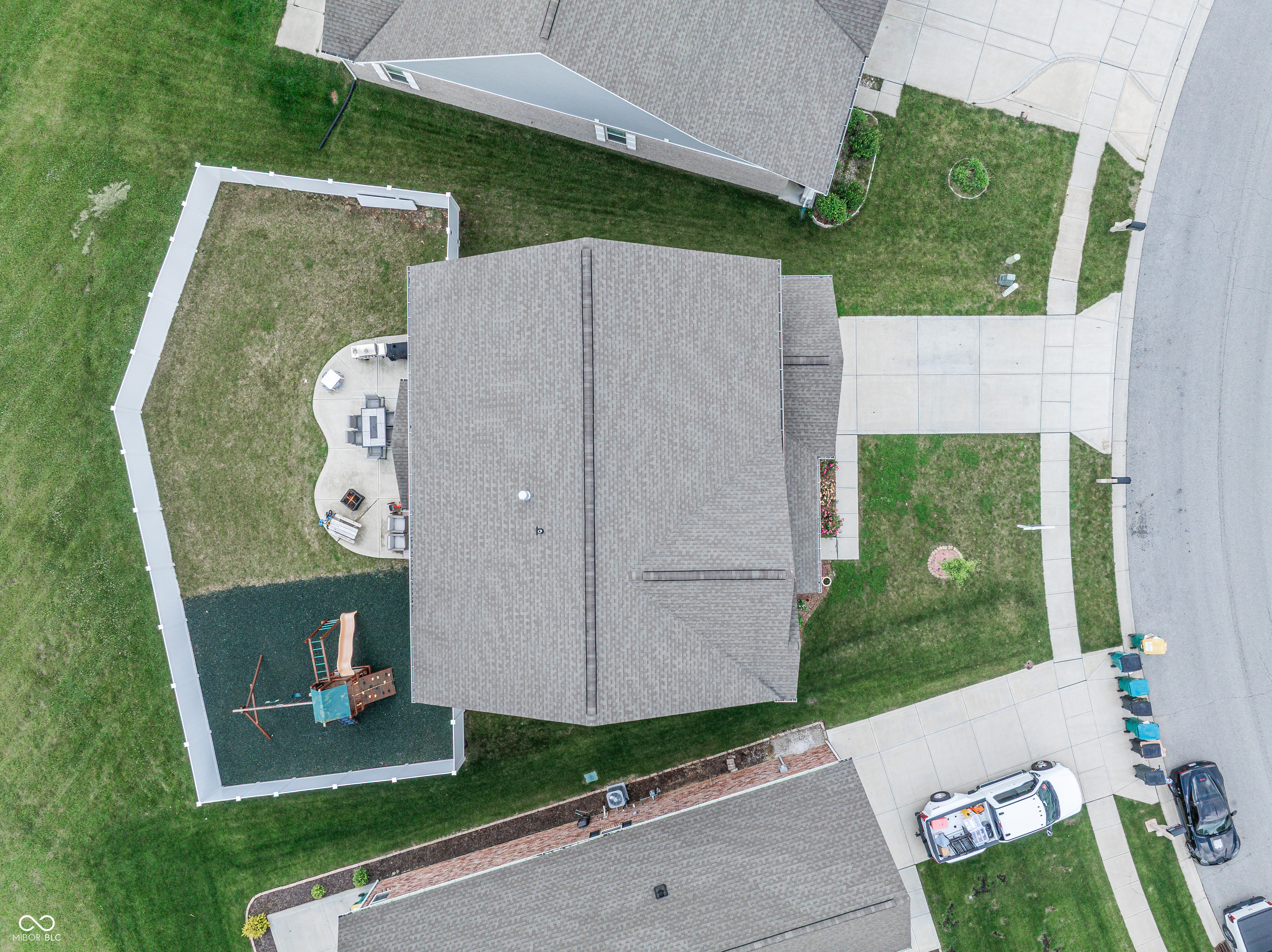 1661 Devonshire Avenue