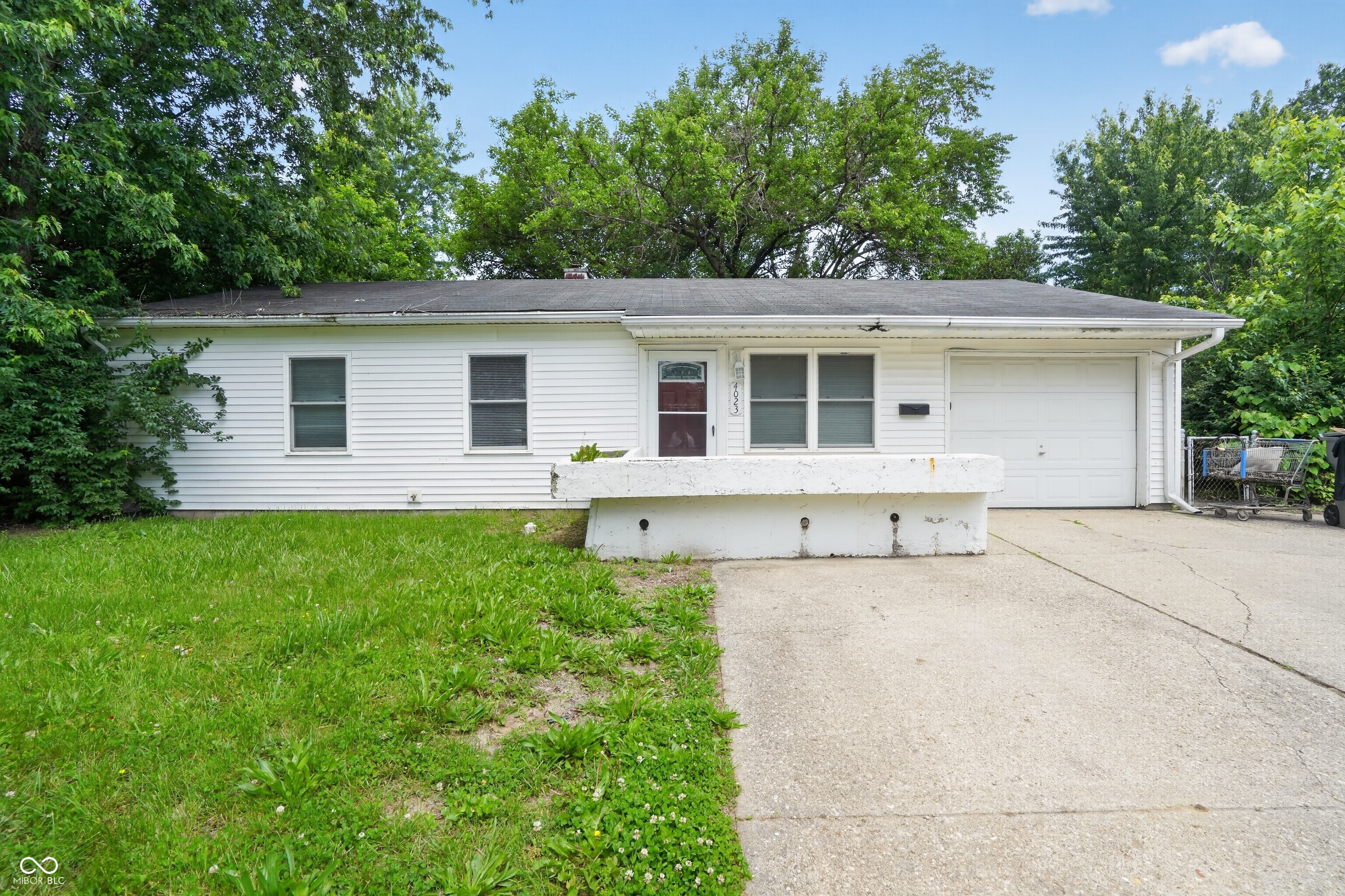 4023 Cass Court