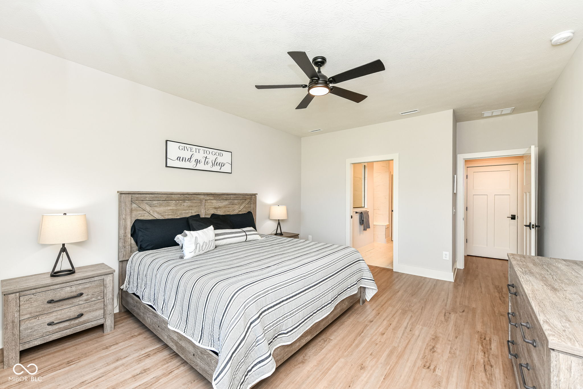4602 Petunia Drive