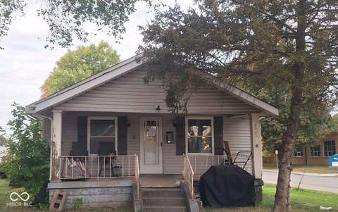 Photo of 2903 Lincoln Street, Anderson, IN 46016 (MLS # 22094775)
