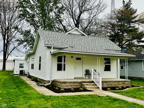 806 E Taylor Street Ladoga IN 47954