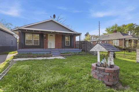 Photo of 1170 N Concord Street, Indianapolis, IN 46222 (MLS # 22094920)