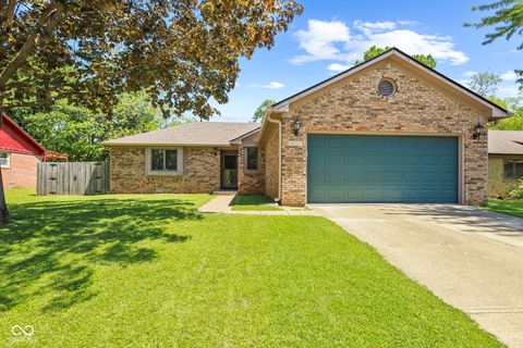 Photo of 8857 Chessie Drive, Indianapolis, IN 46217 (MLS # 22101513)