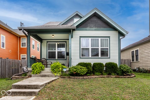 Photo of 825 Jefferson Avenue, Indianapolis, IN 46201 (MLS # 22126464)