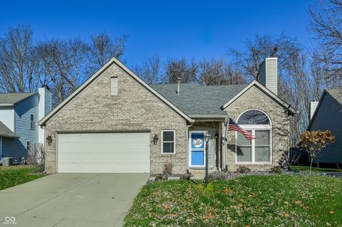Photo of 2926 Cross Creek Circle, Westfield, IN 46074 (MLS # 22072912)