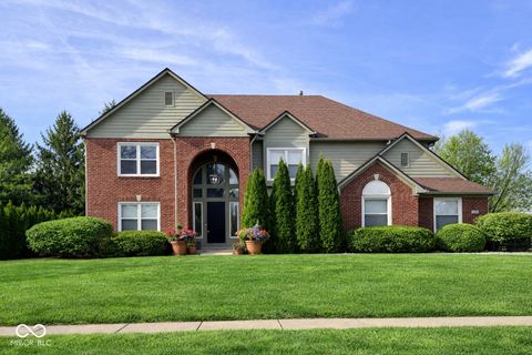 Photo of 11458 Sutton Place Drive W, Carmel, IN 46032 (MLS # 22078284)