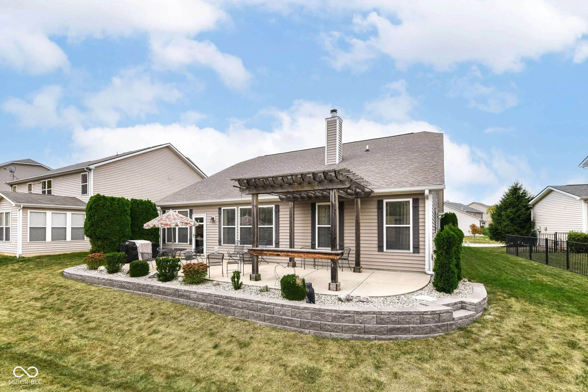 Noblesville, Indiana 46062, United States, 4 Bedrooms Bedrooms, ,4 BathroomsBathrooms,Residential,Active,230829