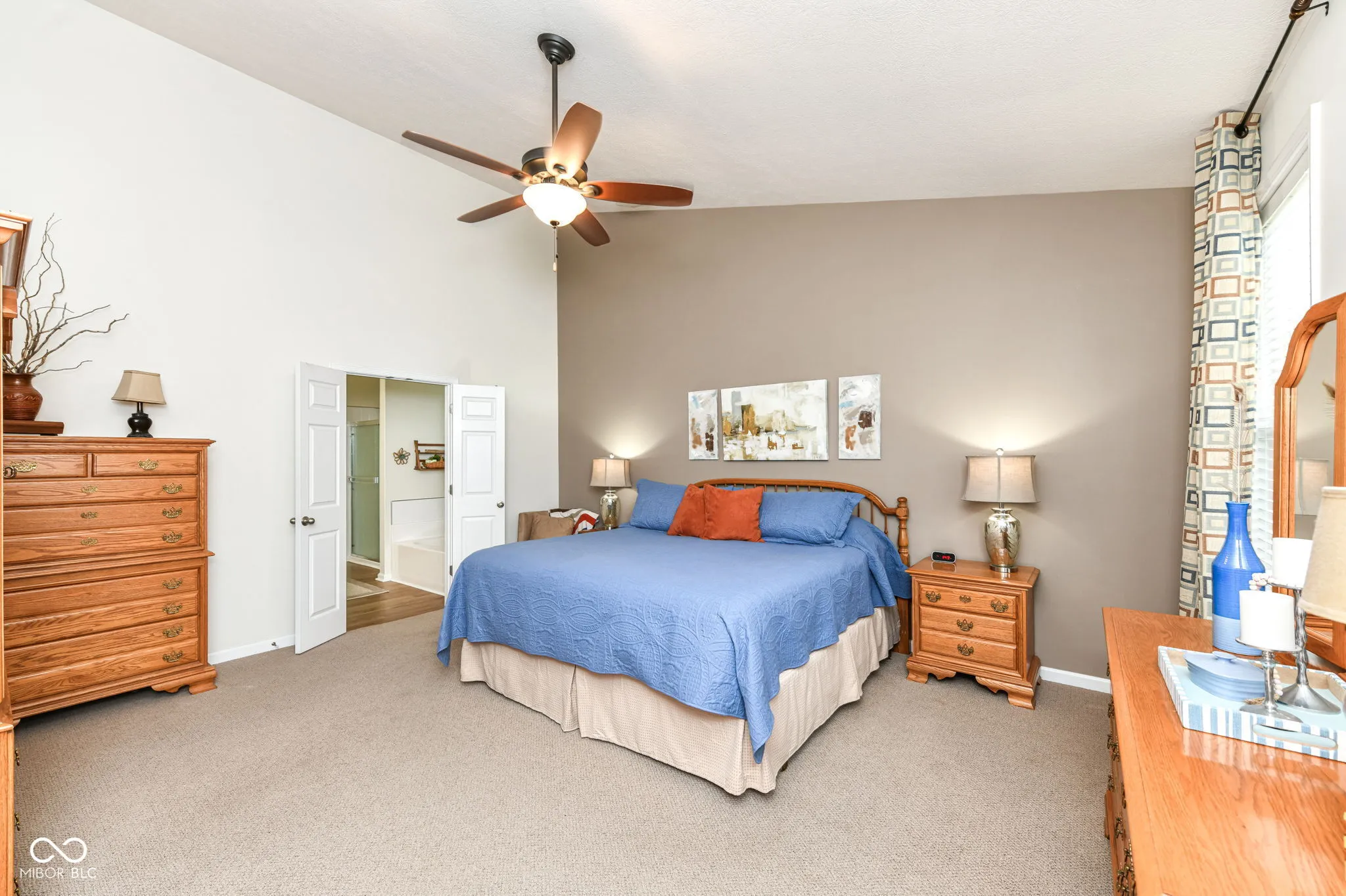 Noblesville, Indiana 46062, United States, 4 Bedrooms Bedrooms, ,4 BathroomsBathrooms,Residential,Active,230829