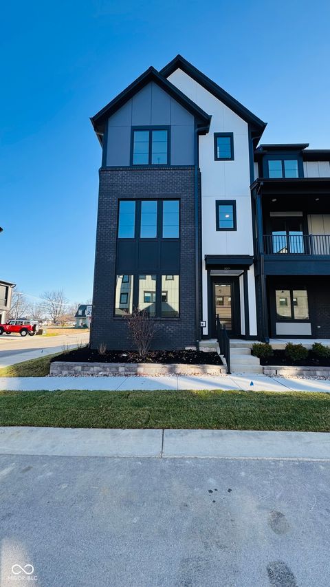 Photo of 189 Midland Trace Loop, Westfield, IN 46074 (MLS # 22075921)