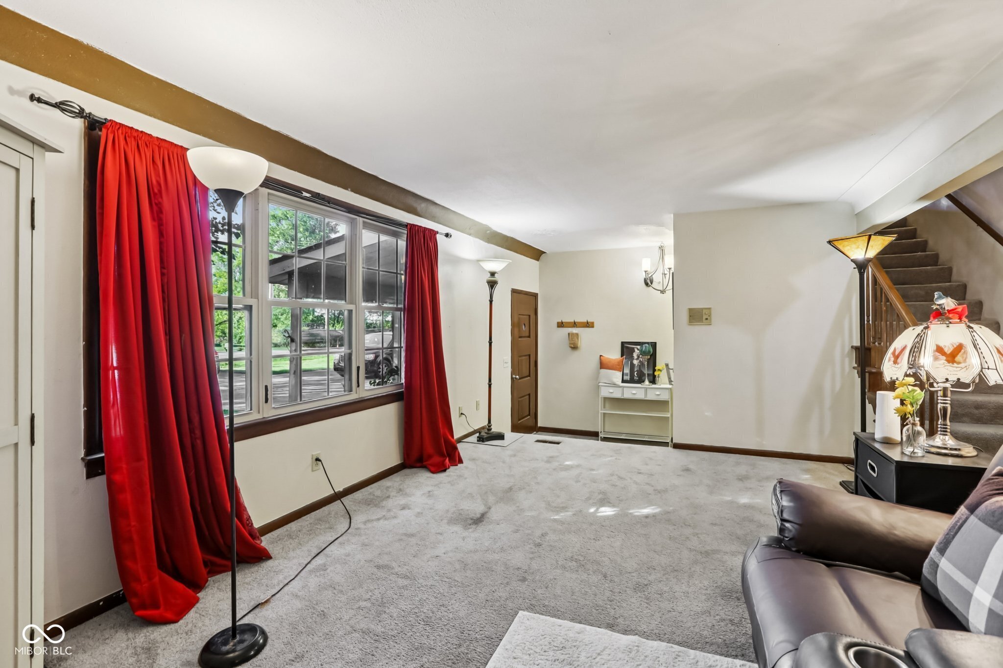 1500 W McKenzie Road