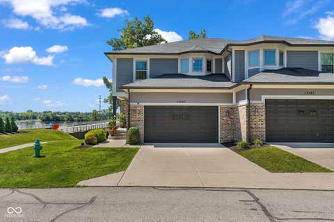 Photo of 13797 E Southshore Drive, Fishers, IN 46037 (MLS # 22117227)