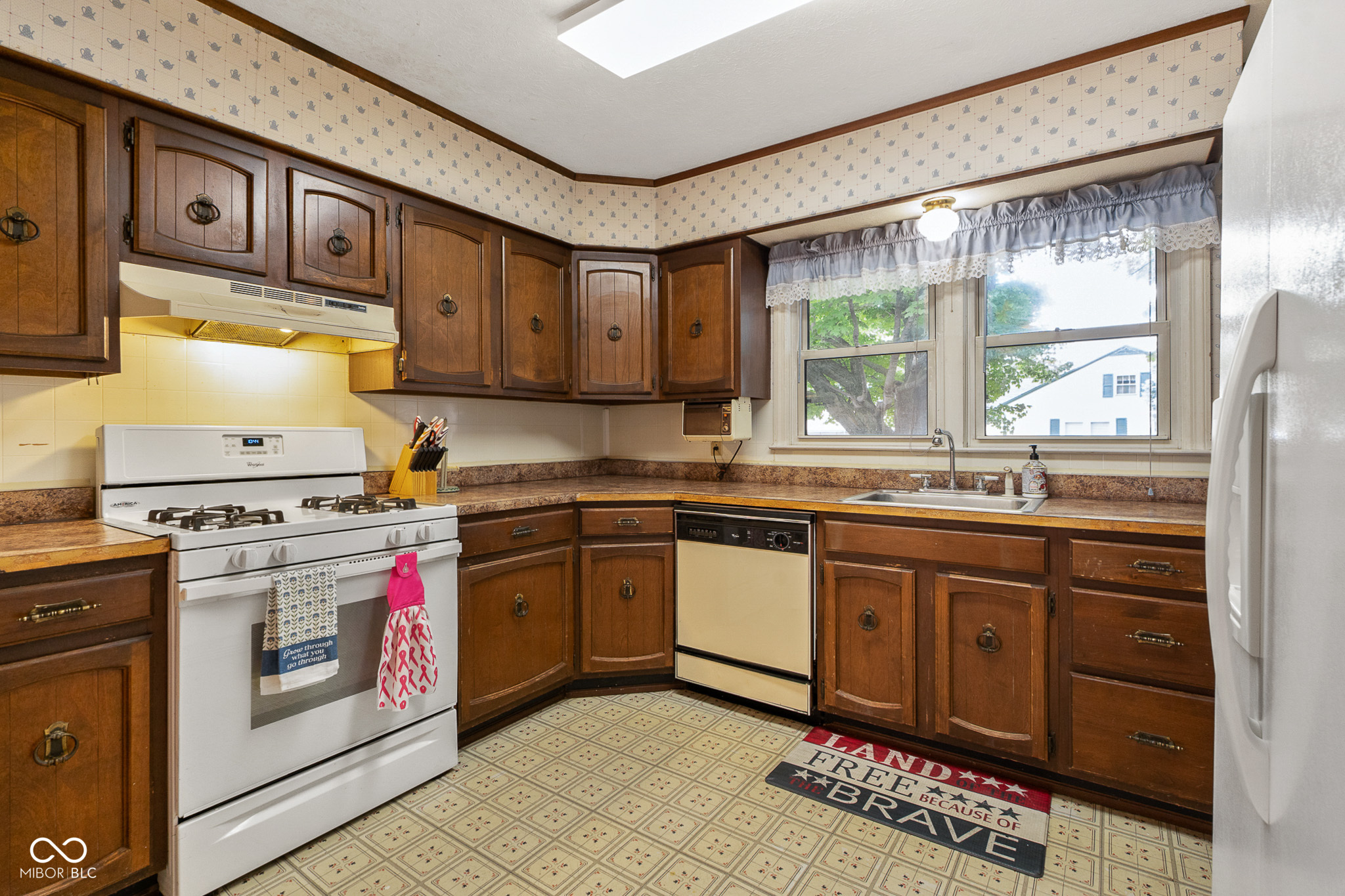 203 N 13th Avenue