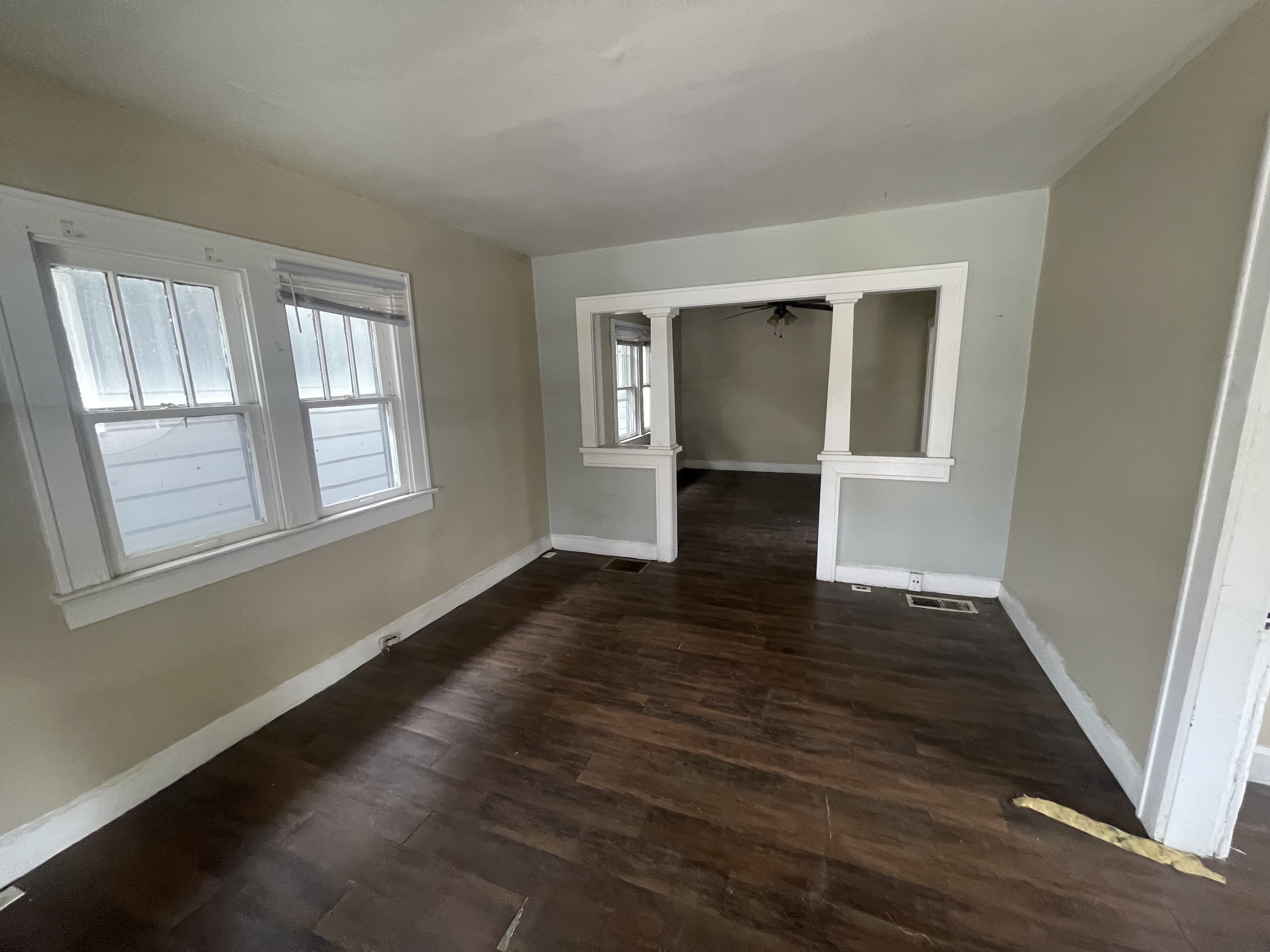 Photo 10 of 13 of 2431 Indianapolis Avenue house
