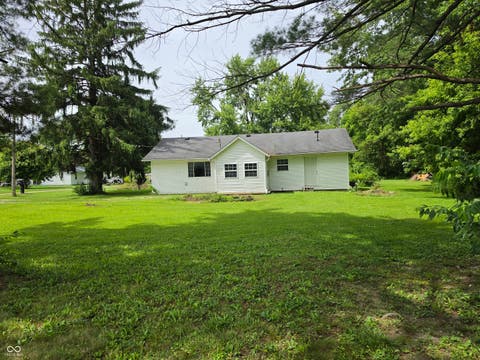 Photo of 1209 Shelby Street, Alexandria, IN 46001 (MLS # 22108133)