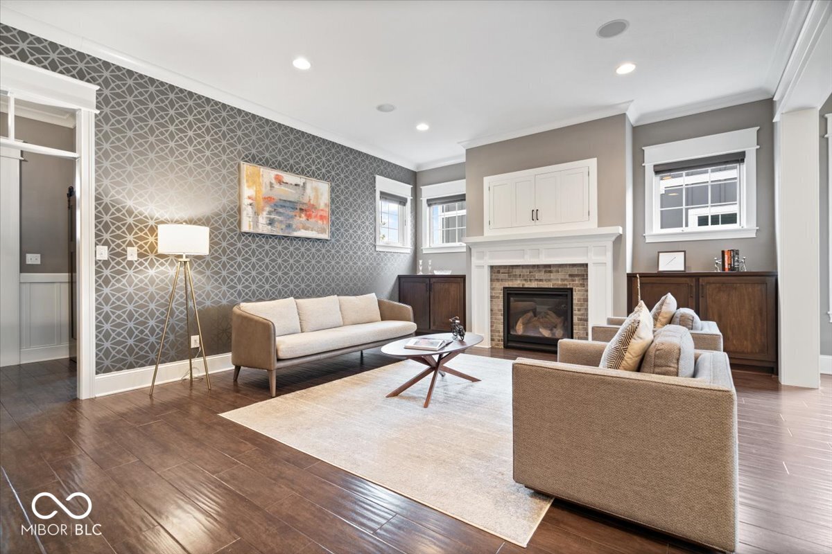 9858 Morningstar Lane