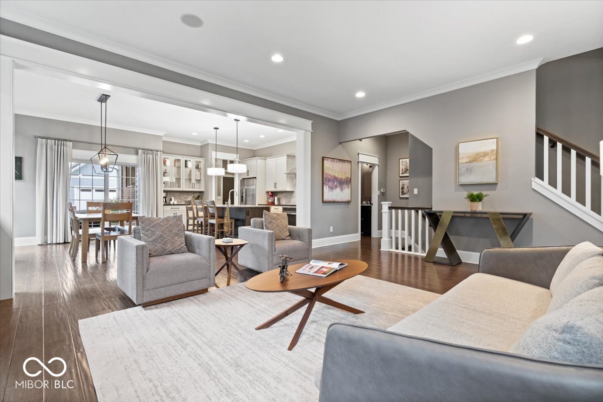 9858 Morningstar Lane