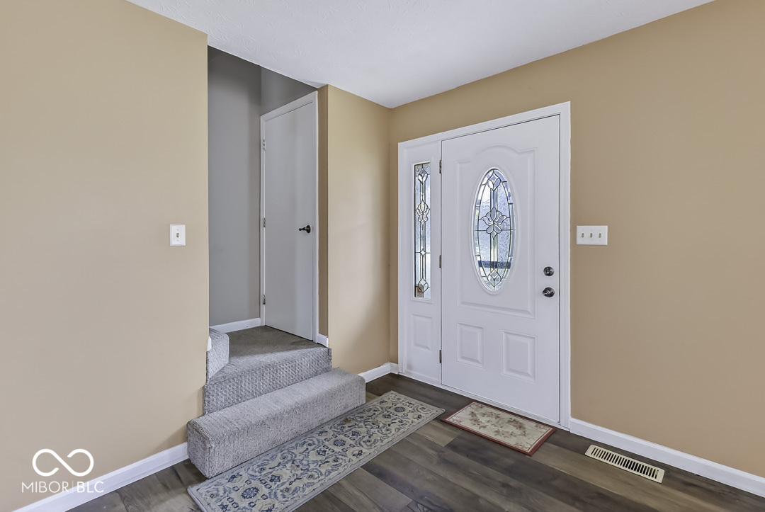 986 Country Aire Drive