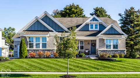 Photo of 5419 Pembridge Lane, Zionsville, IN 46077 (MLS # 22131620)