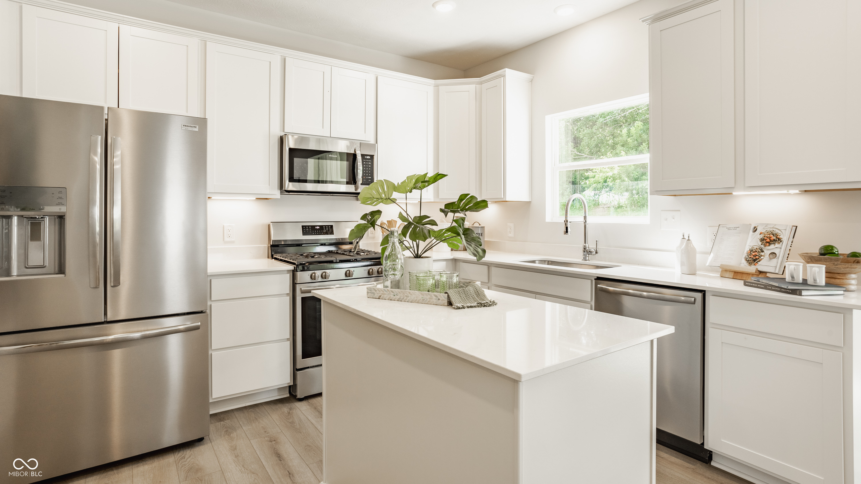 1408 Little Rodeo Place