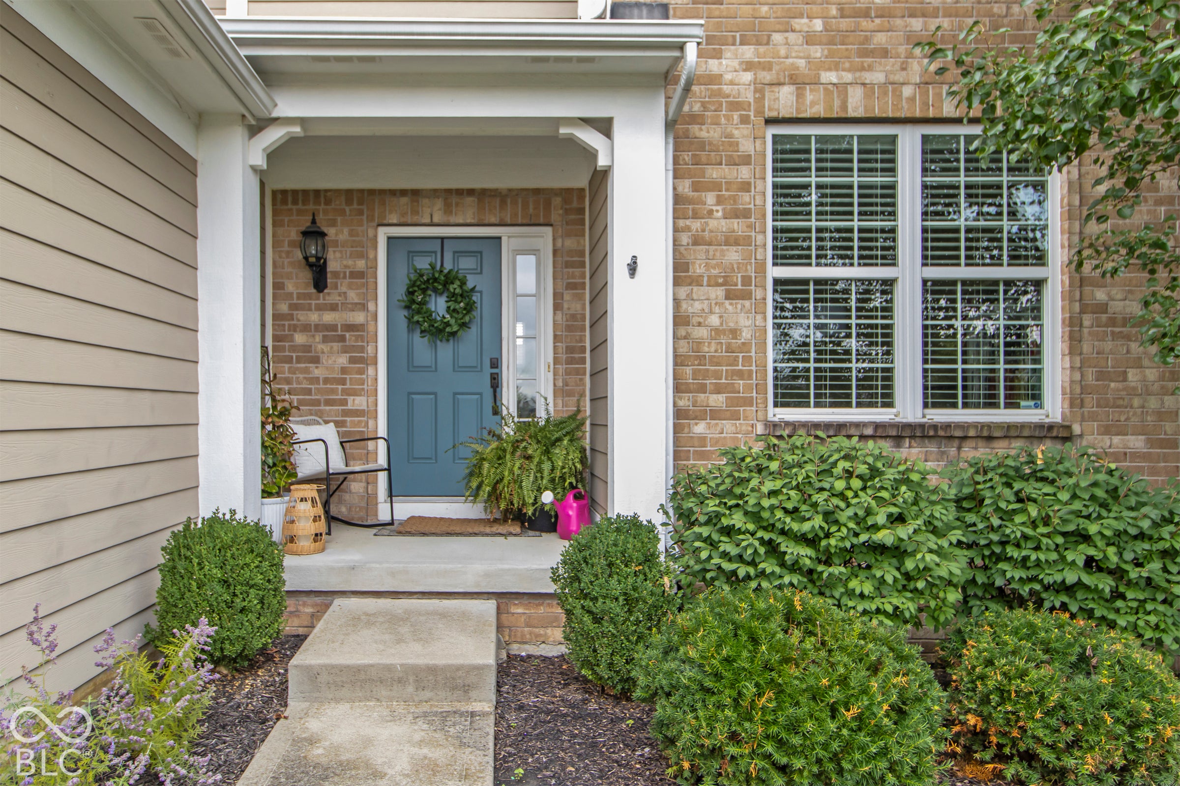 15975 Viking Meadows Drive