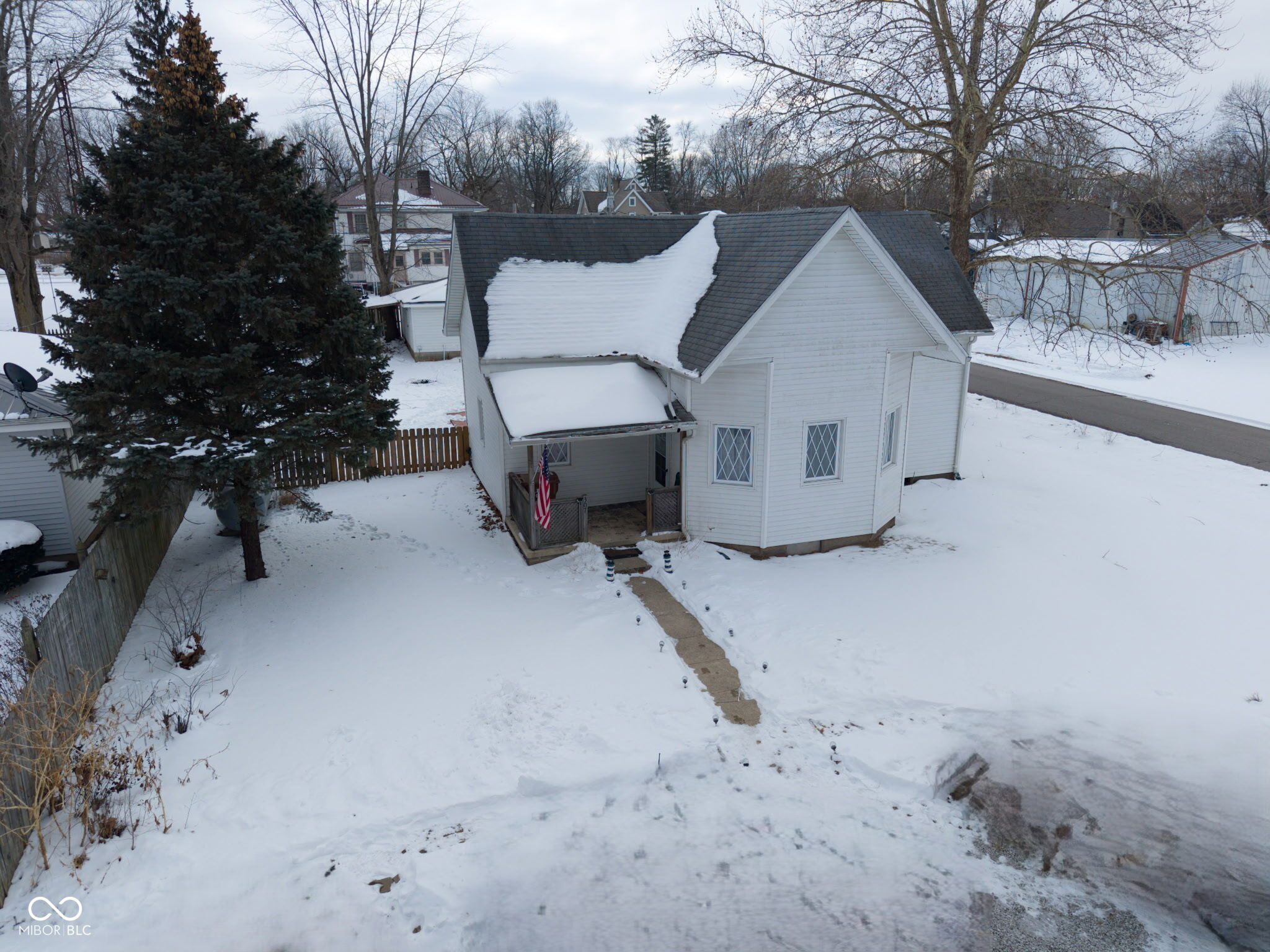 307 W Adams Street