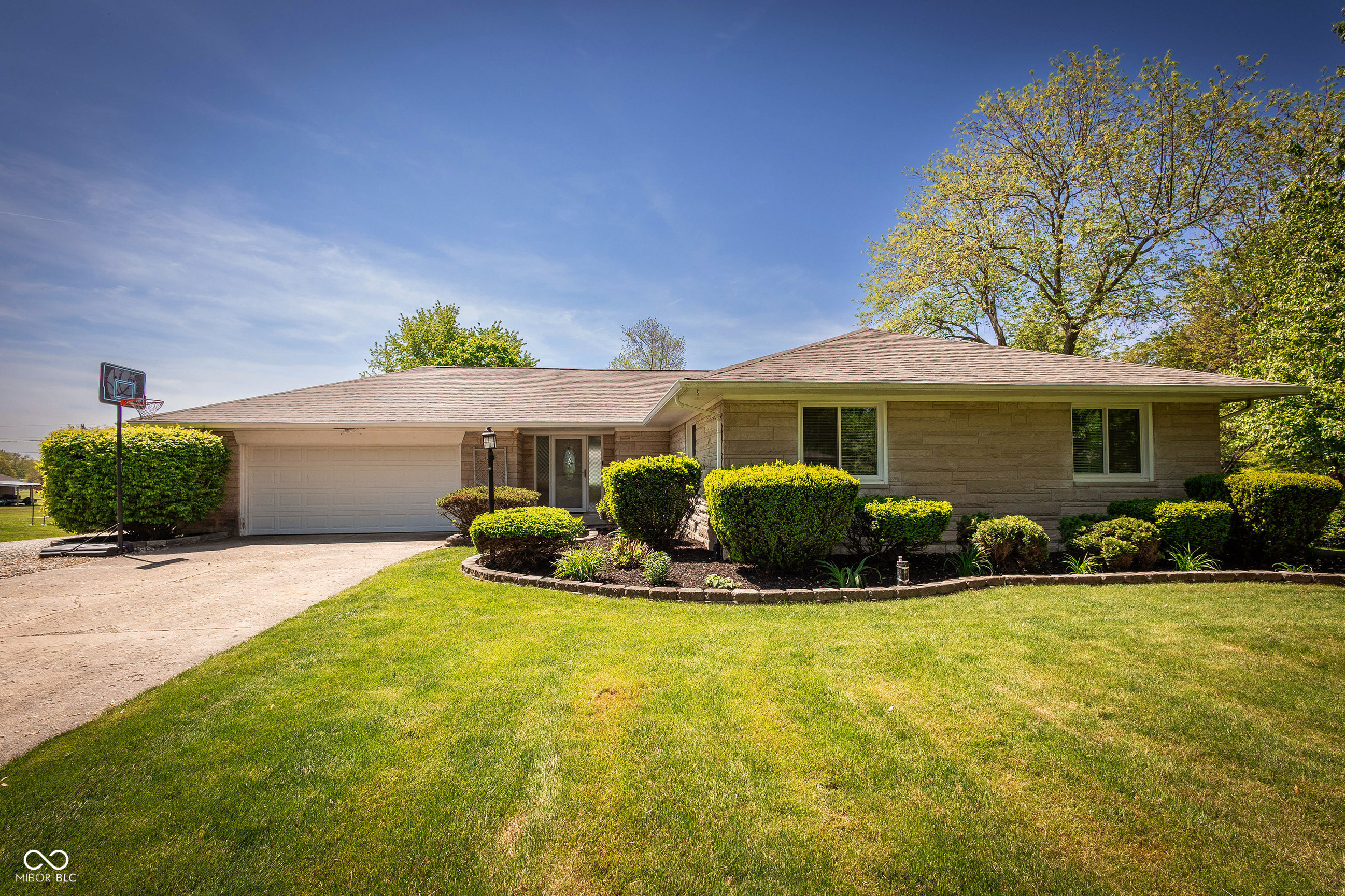 7285 E County Road 900 N