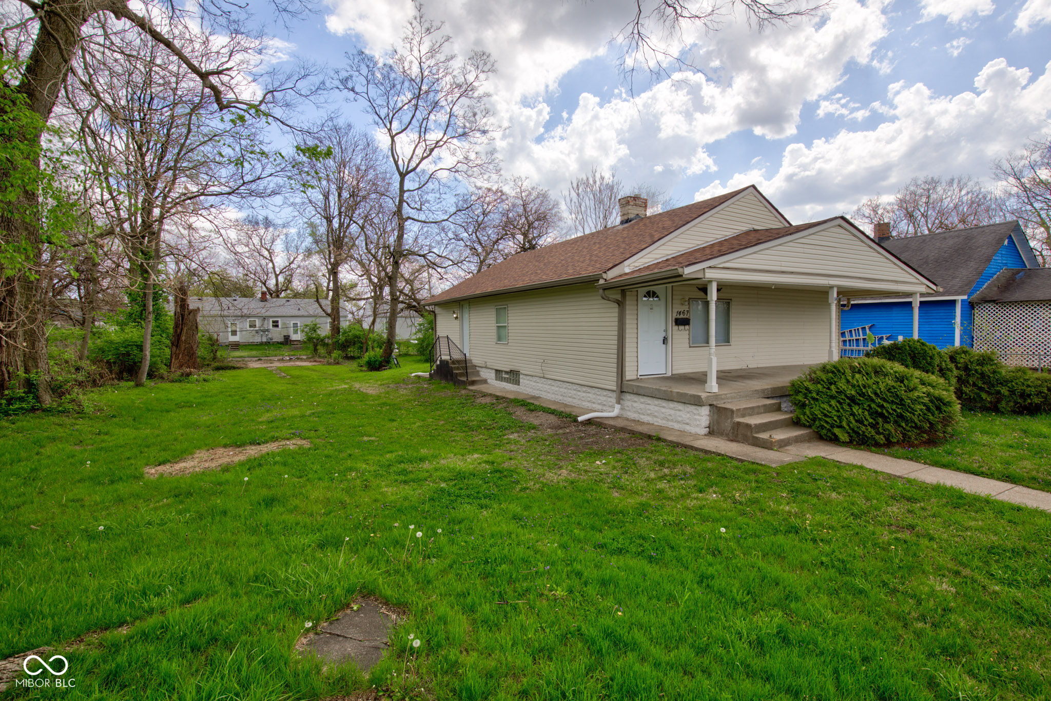 1467 W 33rd Street