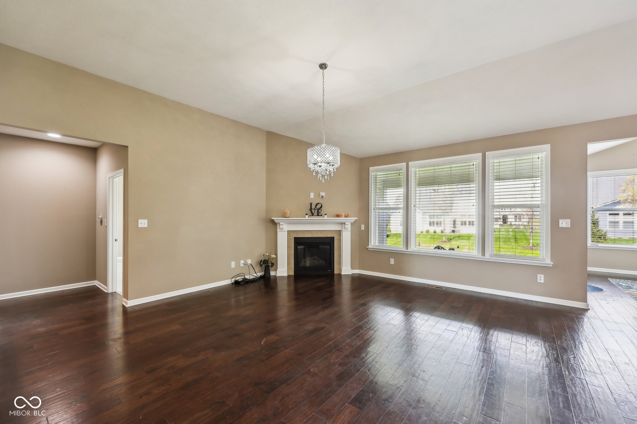 14814 Edgebrook Drive