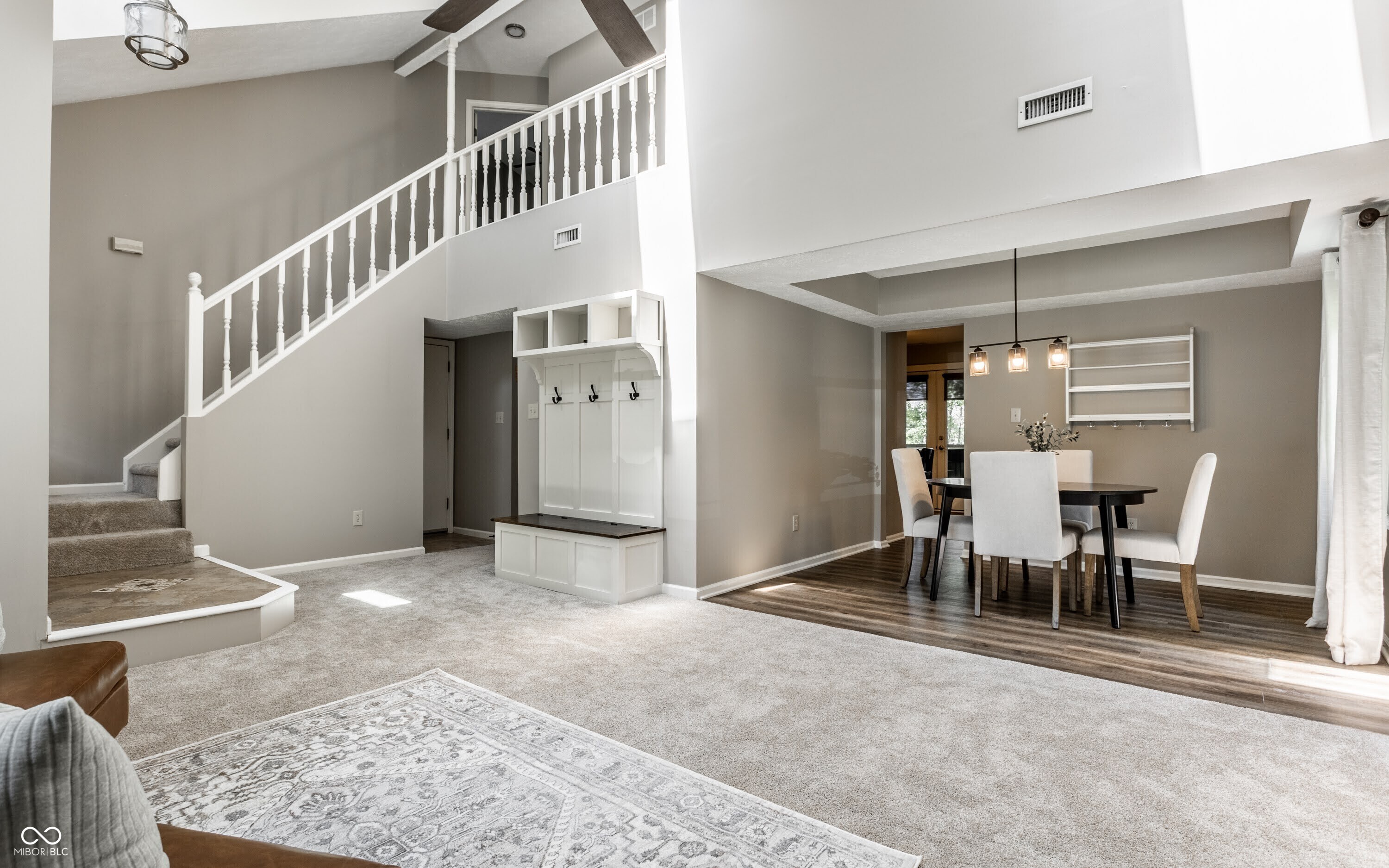 7328 Newbury Court