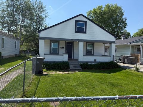 Photo of 3737 Deloss Street, Indianapolis, IN 46201 (MLS # 22096336)