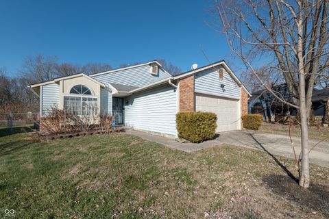 Photo of 5344 Telford Court, Indianapolis, IN 46254 (MLS # 22080409)