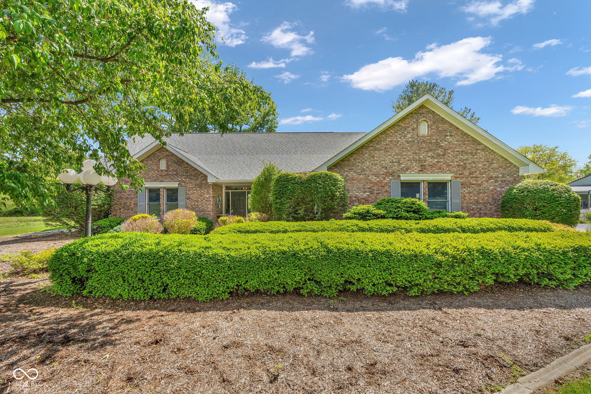5542 E County Road 50 S