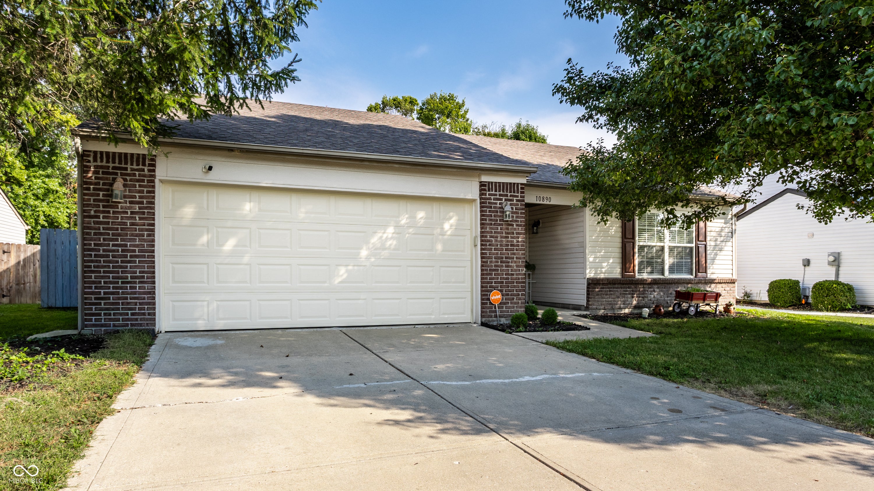 10890 Vanguard Lane