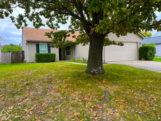 1052 HALIFAX LN, INDIANAPOLIS, IN 46231 - Image 4a7755ac5cffc44630c3f4e04da03b54/3971131755