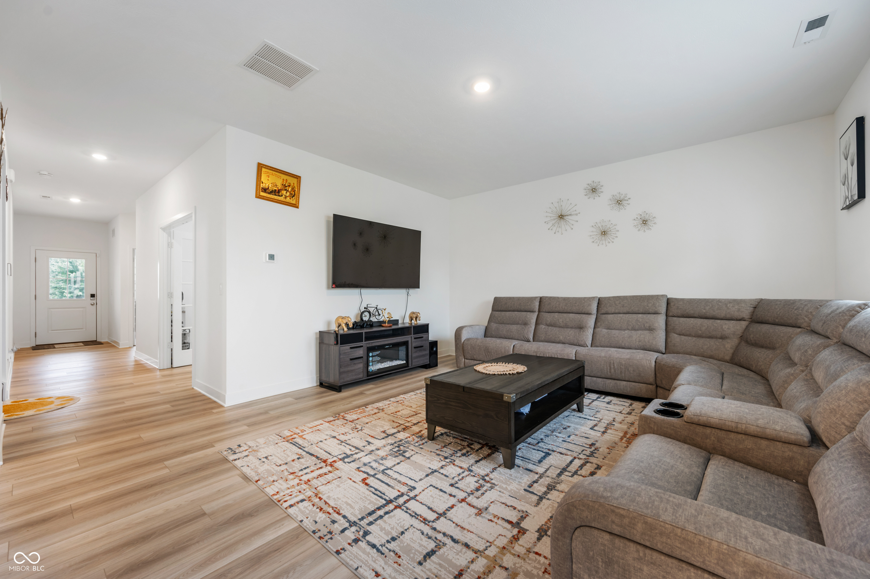 9432 Larson Drive
